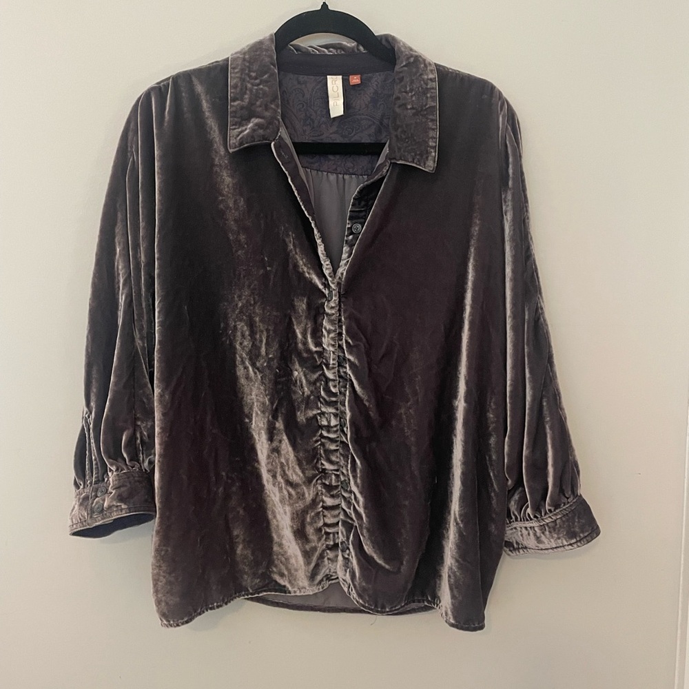 Anthropologie Pilcro Orsay grey silver velvet button-down blouse.
